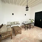 Bailen En El Centro De Sevilla
