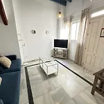 Bailen En El Centro De * Sevilla