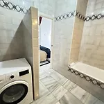 Bailen En El Centro De Apartman