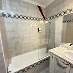 Bailen En El Centro De Apartman