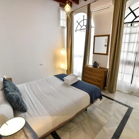 Lejlighed Bailen Suite En El Centro De Sevilla *